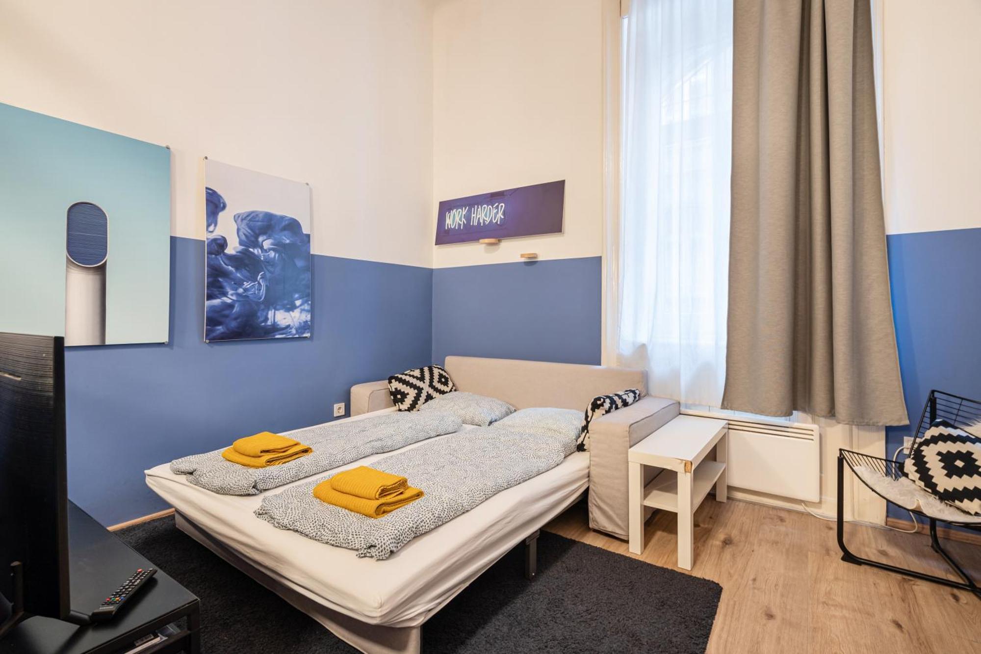 דירות בודפשט Cosy Studio In Central Party District W41 Blue מראה חיצוני תמונה